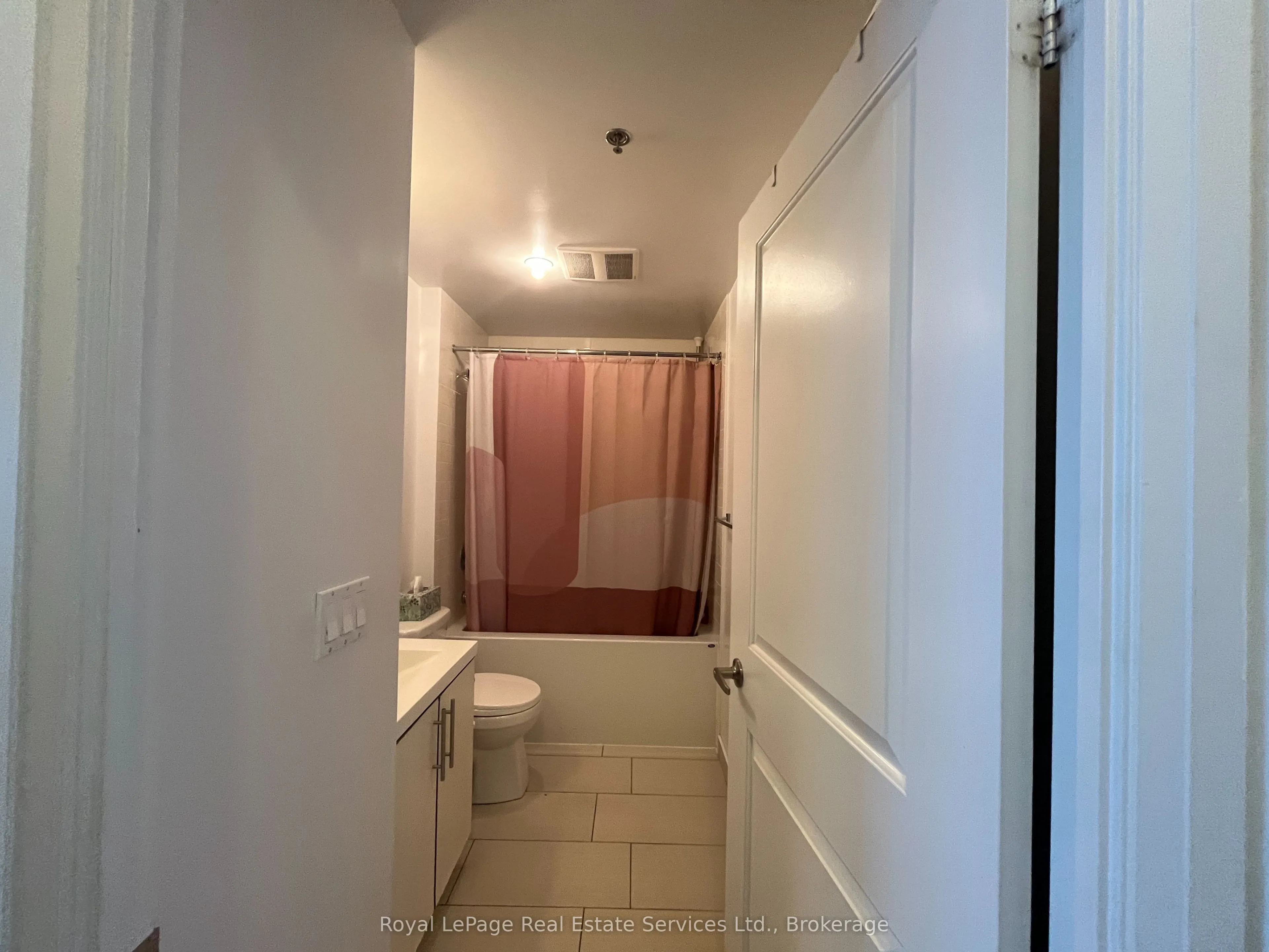 65 Speers Road, #1108