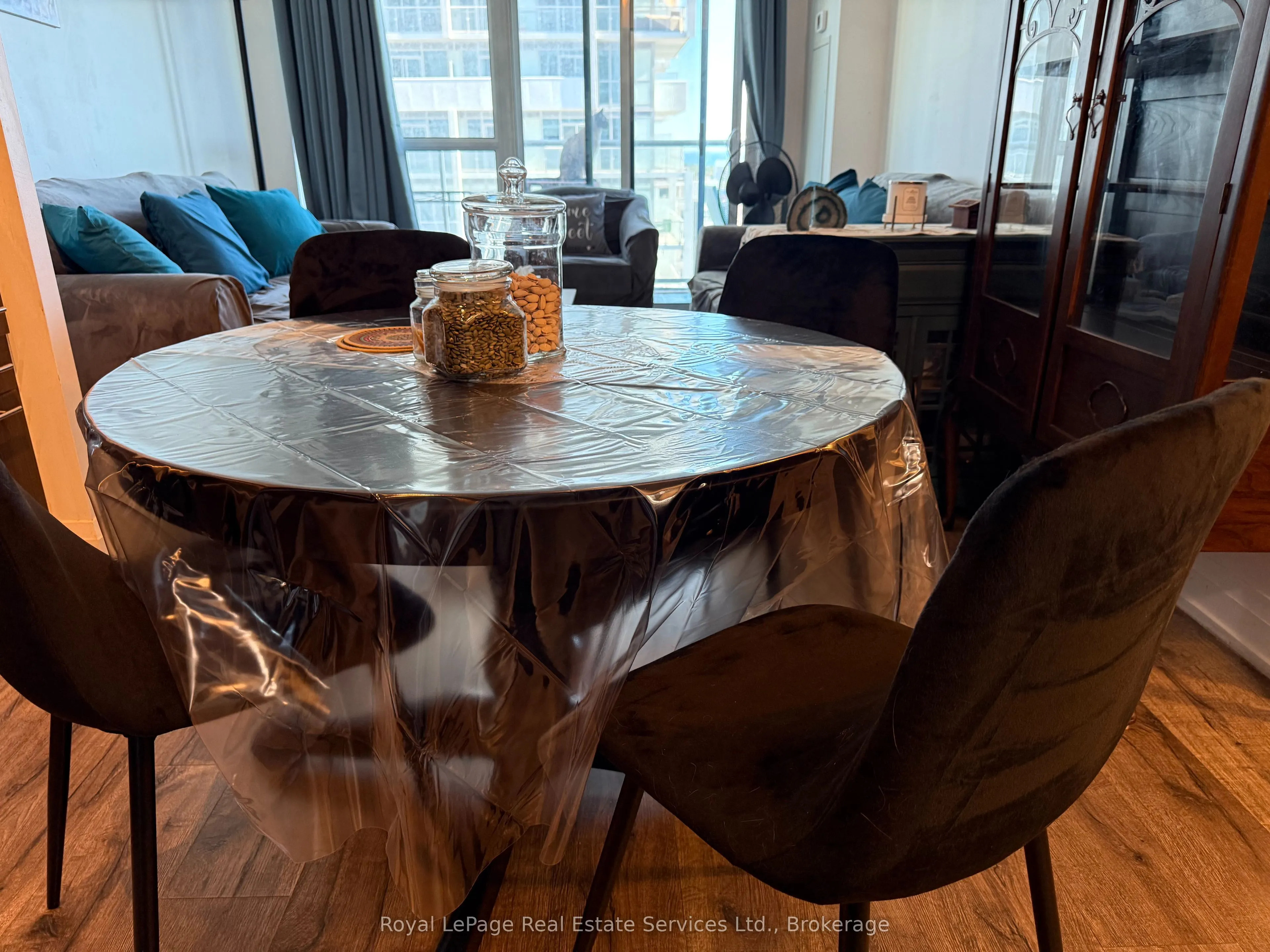 65 Speers Road, #1108