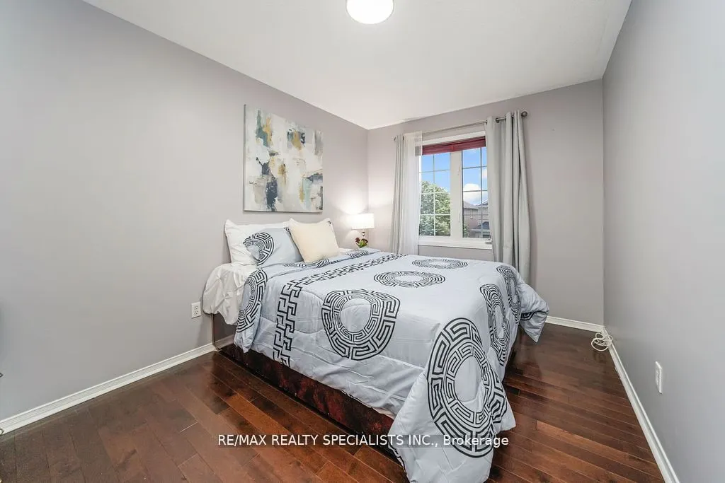64 Botavia Downs Drive
