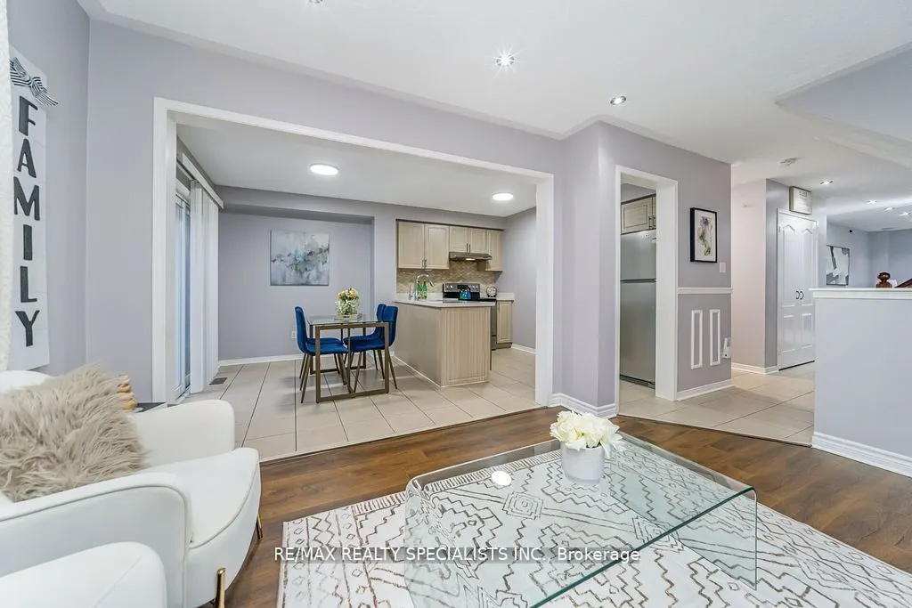 64 Botavia Downs Drive