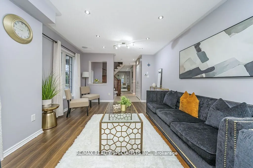 64 Botavia Downs Drive