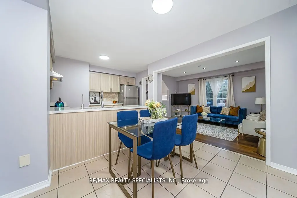 64 Botavia Downs Drive