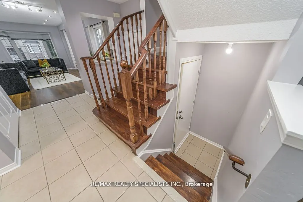 64 Botavia Downs Drive