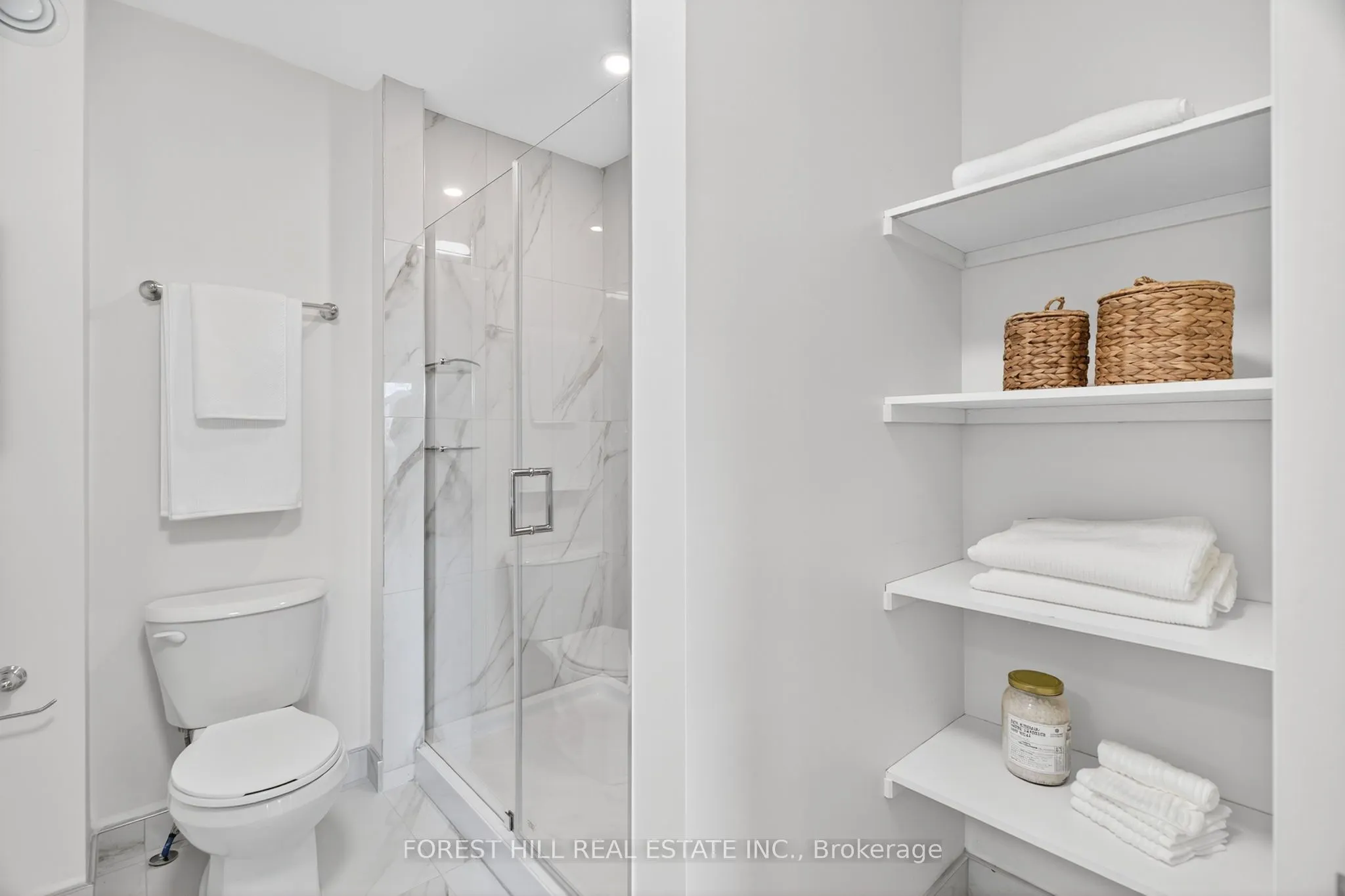 49 WILLIAM CRAGG Drive, #C