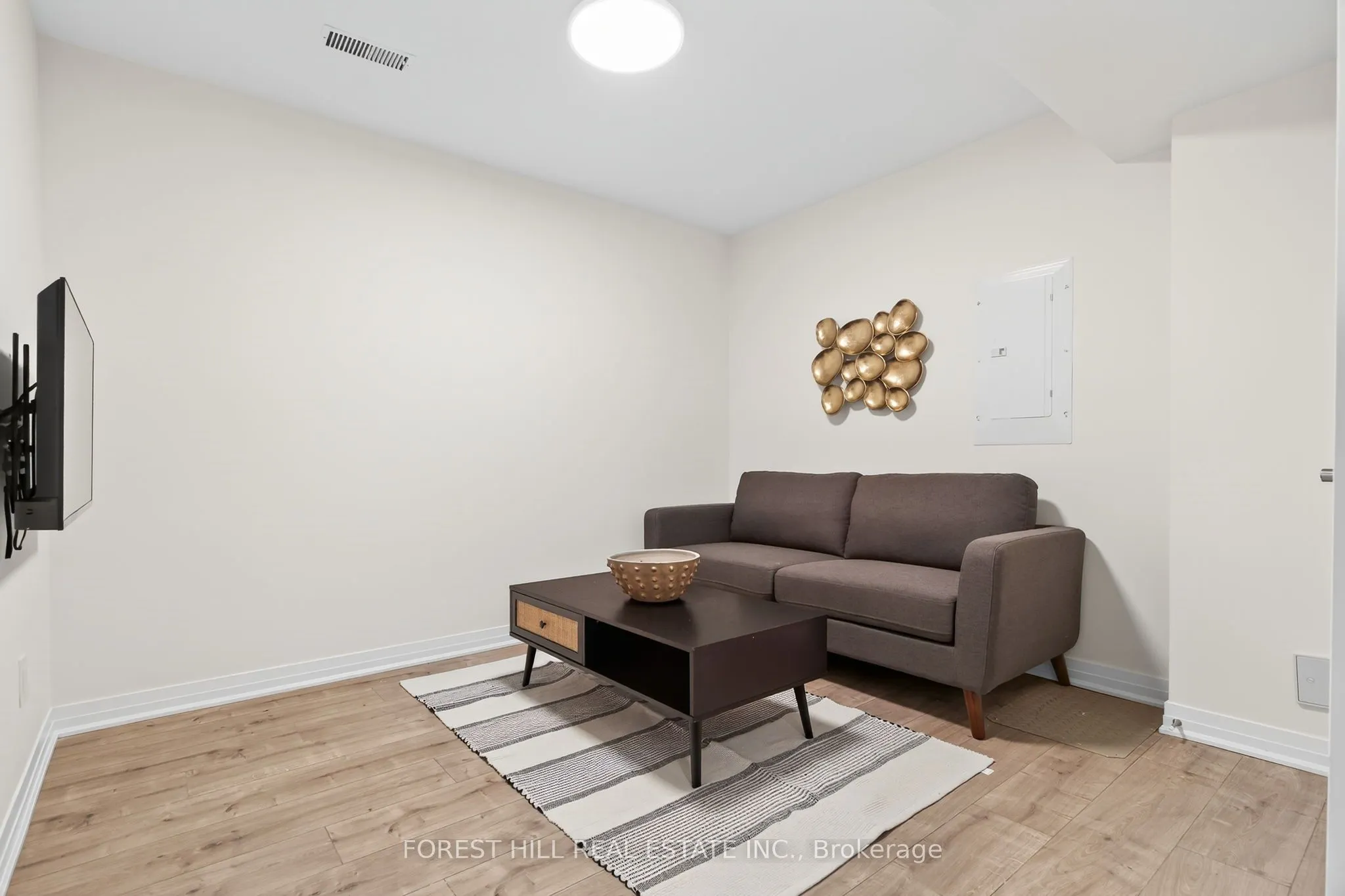 49 WILLIAM CRAGG Drive, #C