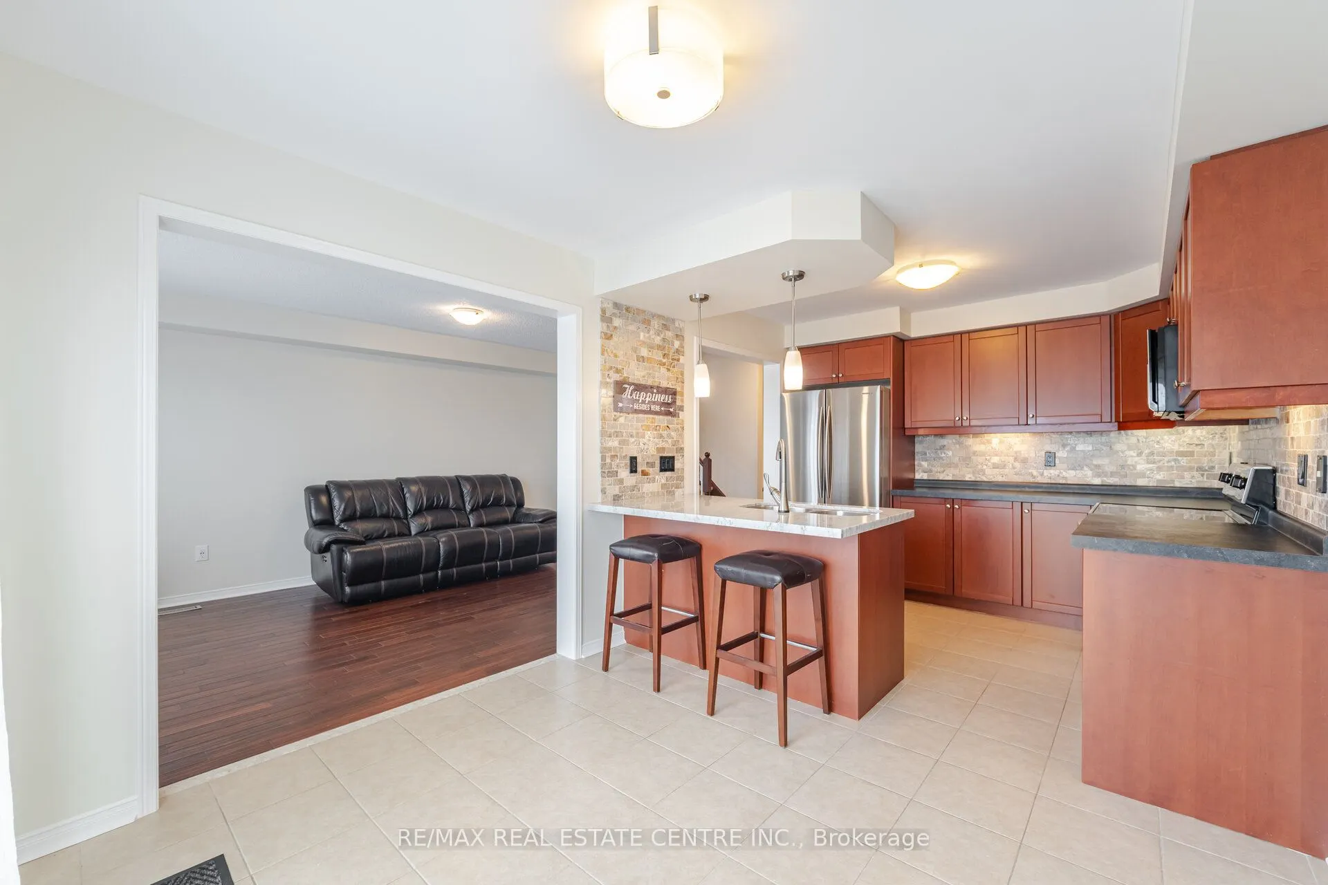 4834 Capri Crescent