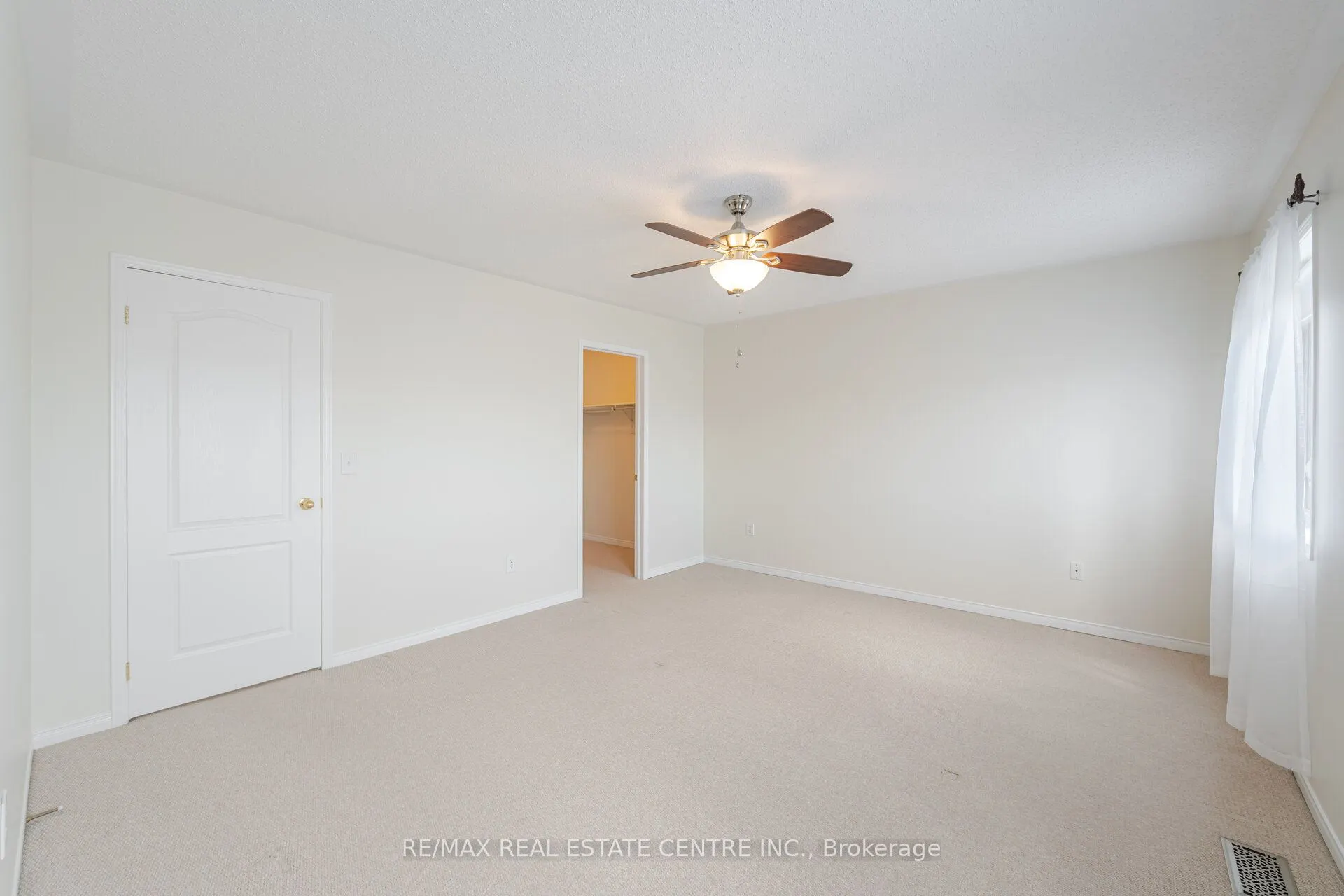 4834 Capri Crescent
