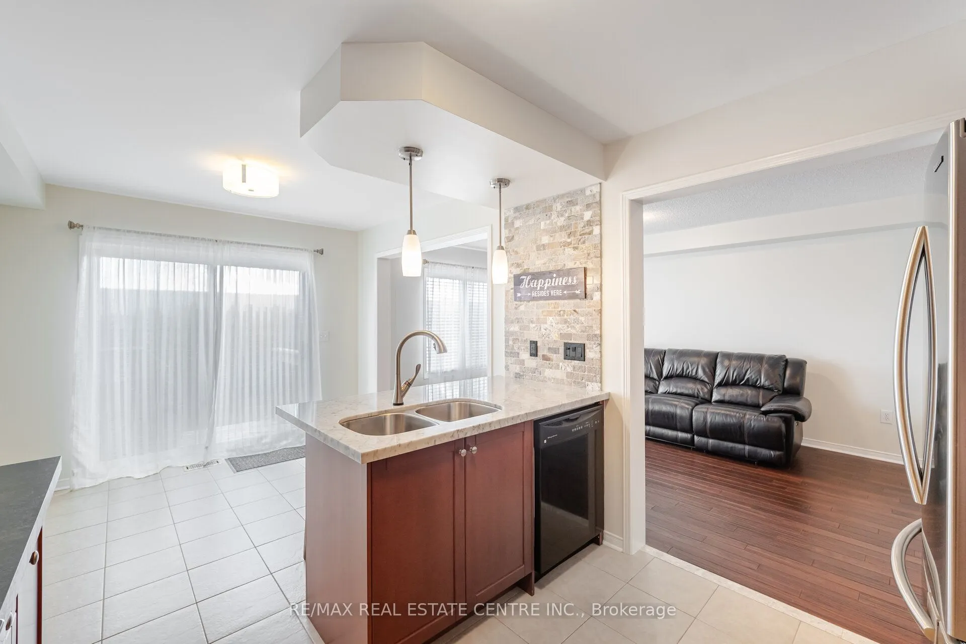 4834 Capri Crescent