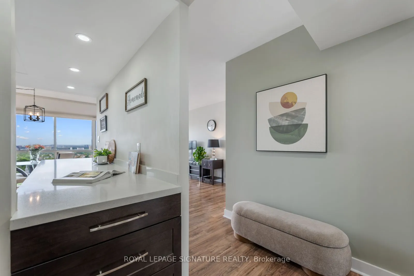 880 Dundas Street W, #LPH4