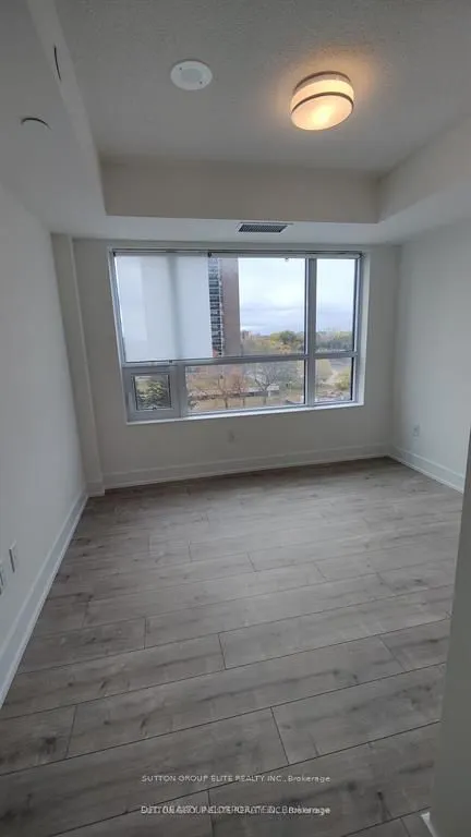 10 Eva Road, #302
