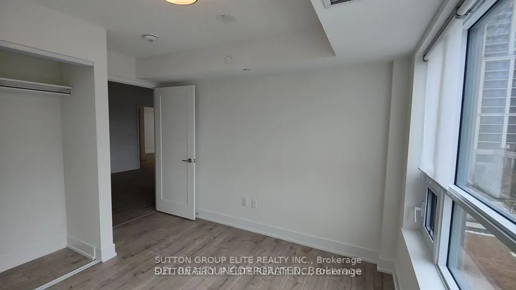 10 Eva Road, #302