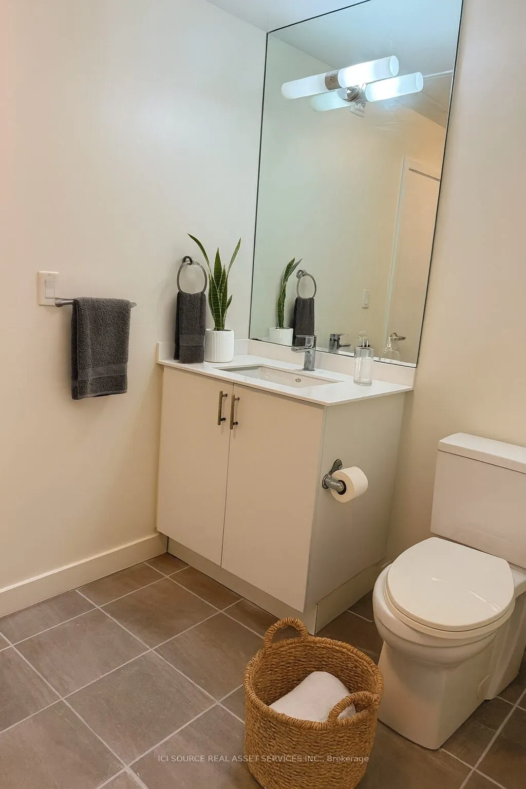 210 Sabina Drive, #104