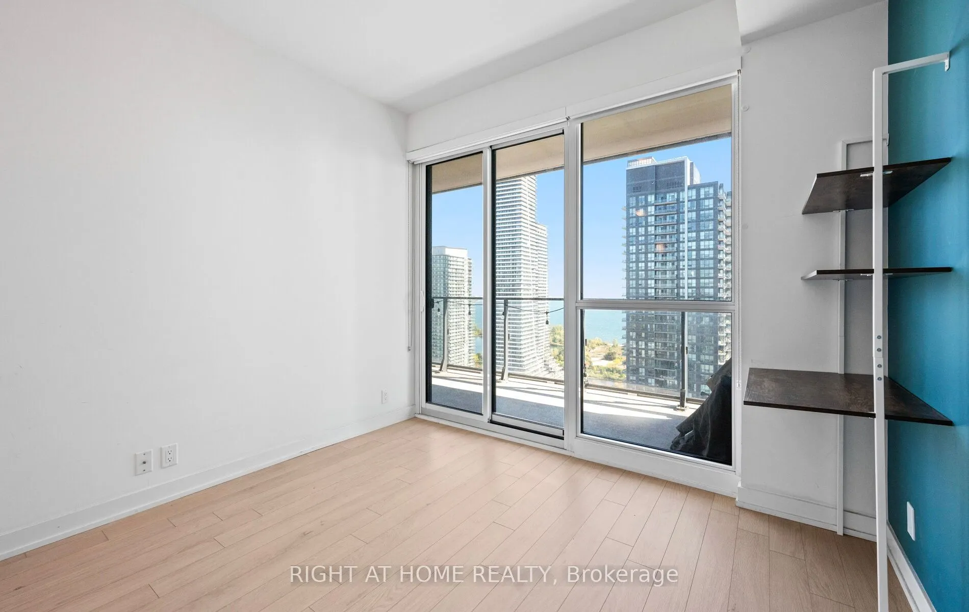 10 Park Lawn Road, #3409