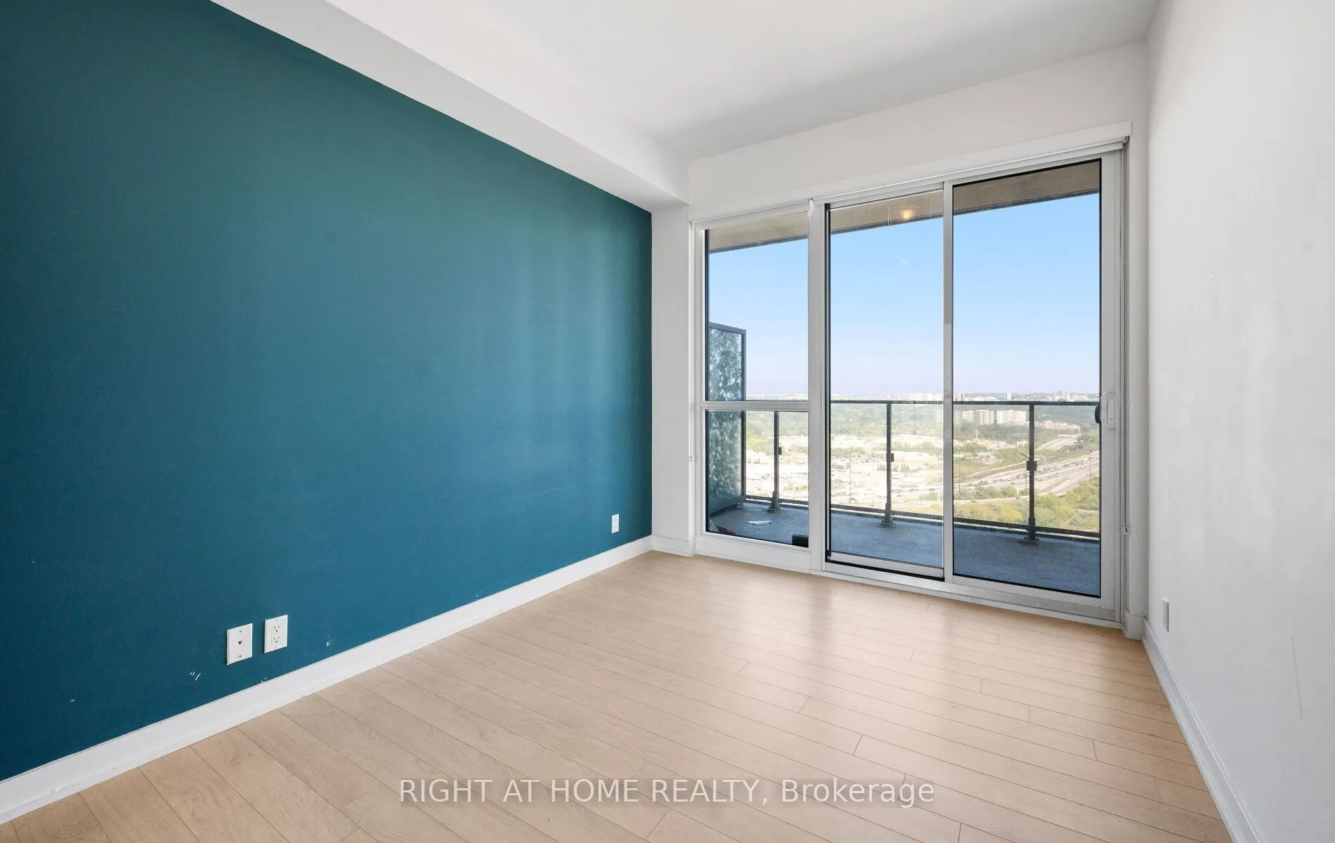 10 Park Lawn Road, #3409