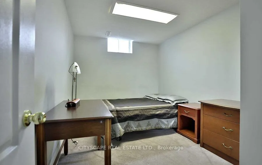 3263 Loyalist Drive