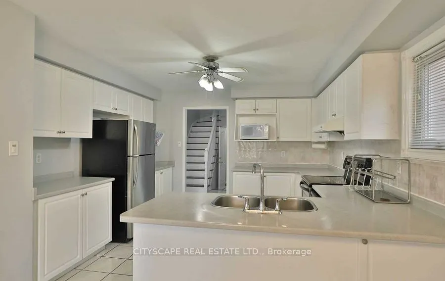 3263 Loyalist Drive