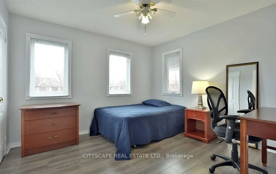 3263 Loyalist Drive