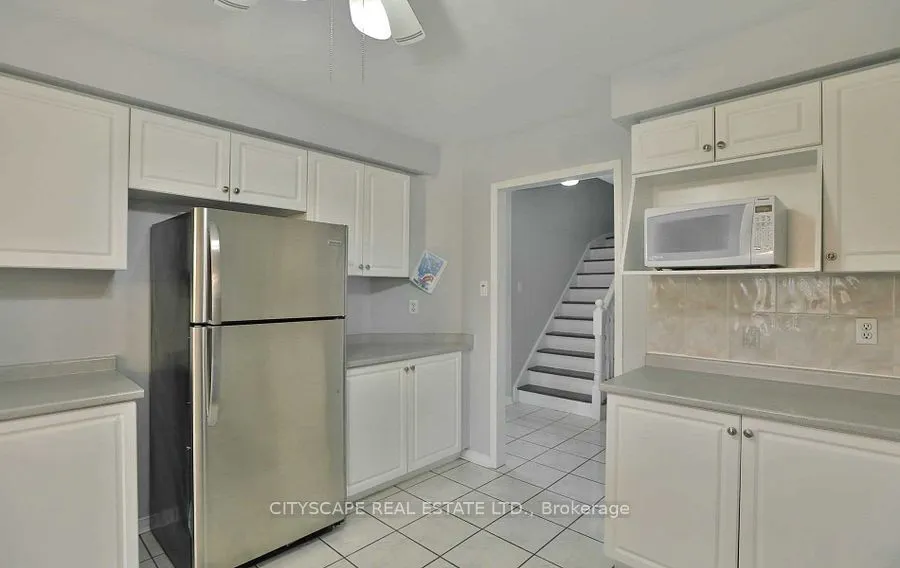 3263 Loyalist Drive