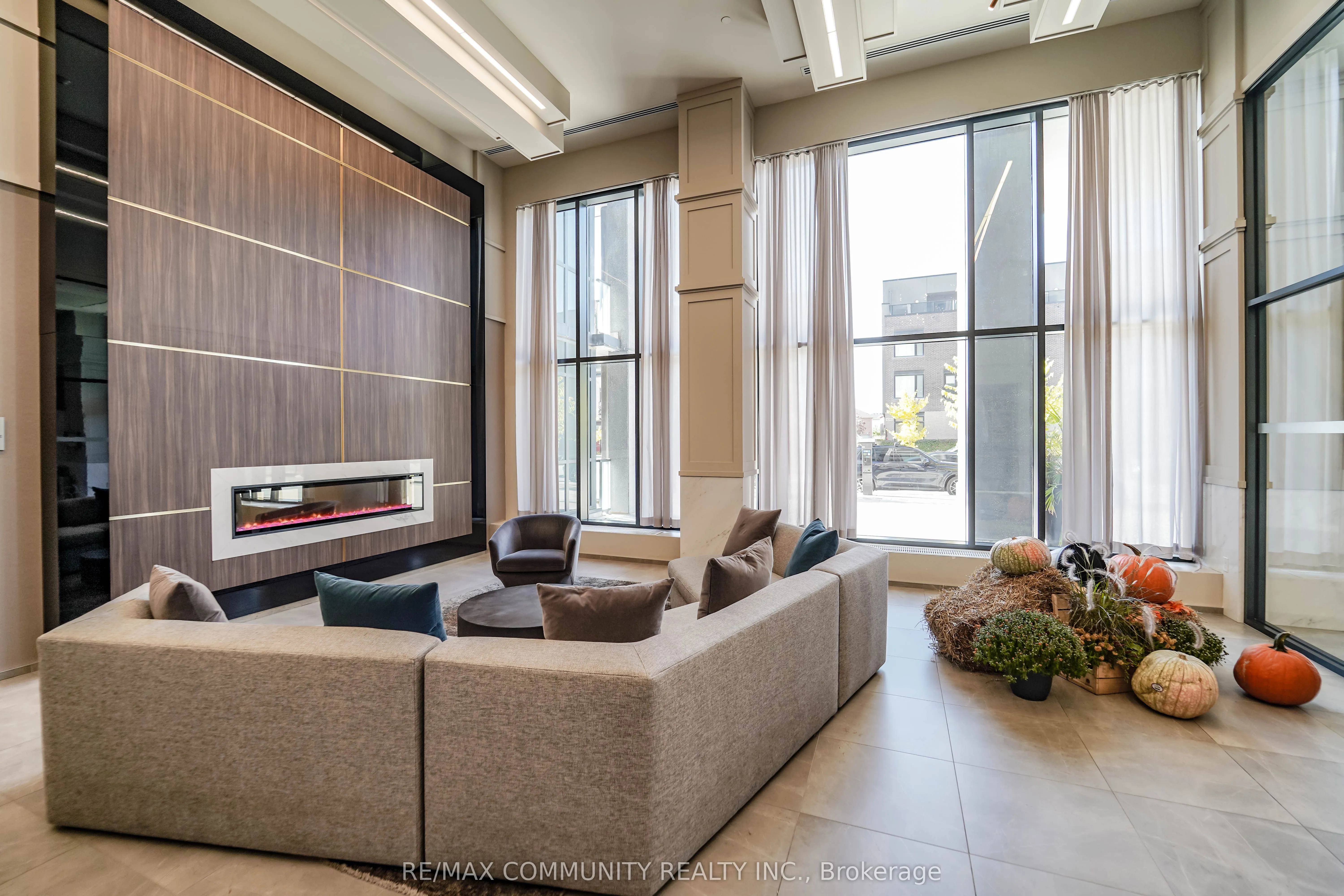 4085 Parkside Village Drive, #909