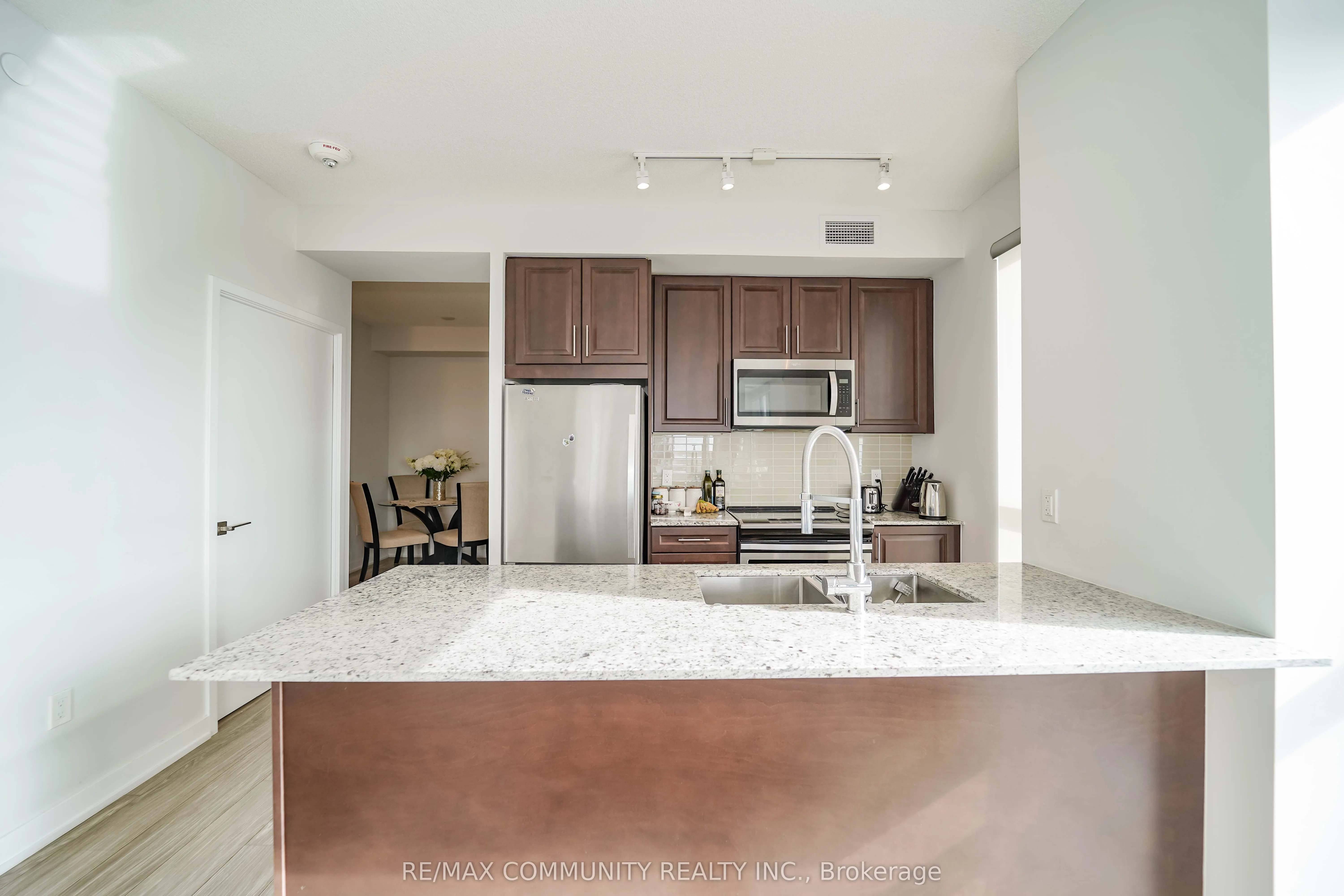4085 Parkside Village Drive, #909