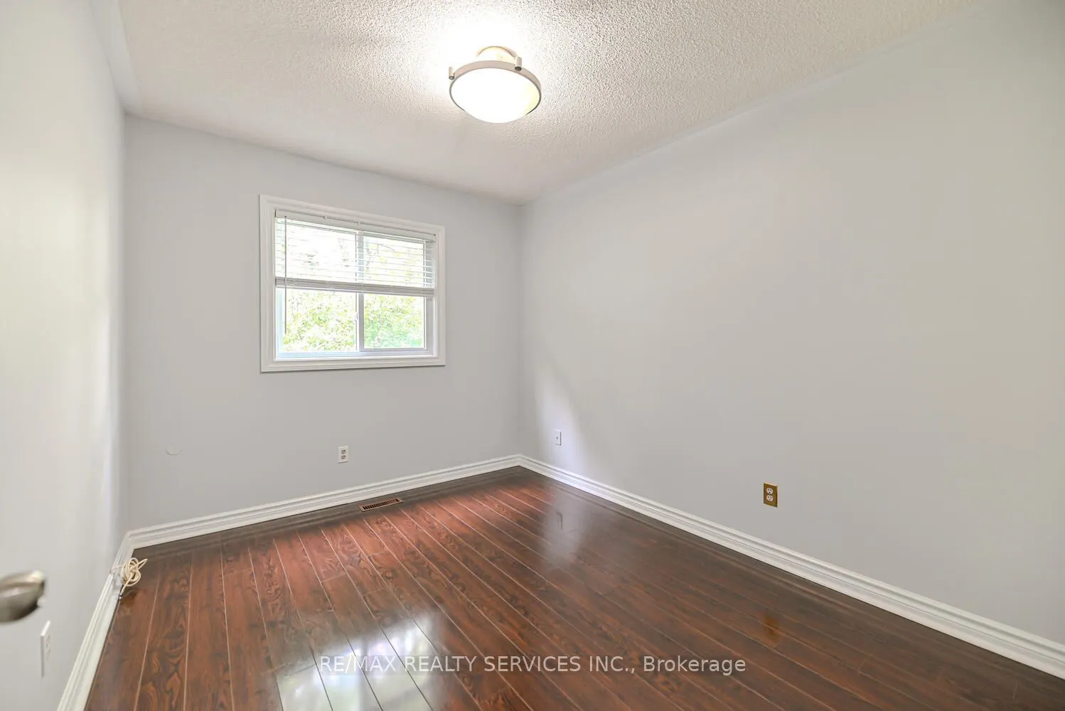 110 Heathcliffe Square, #6