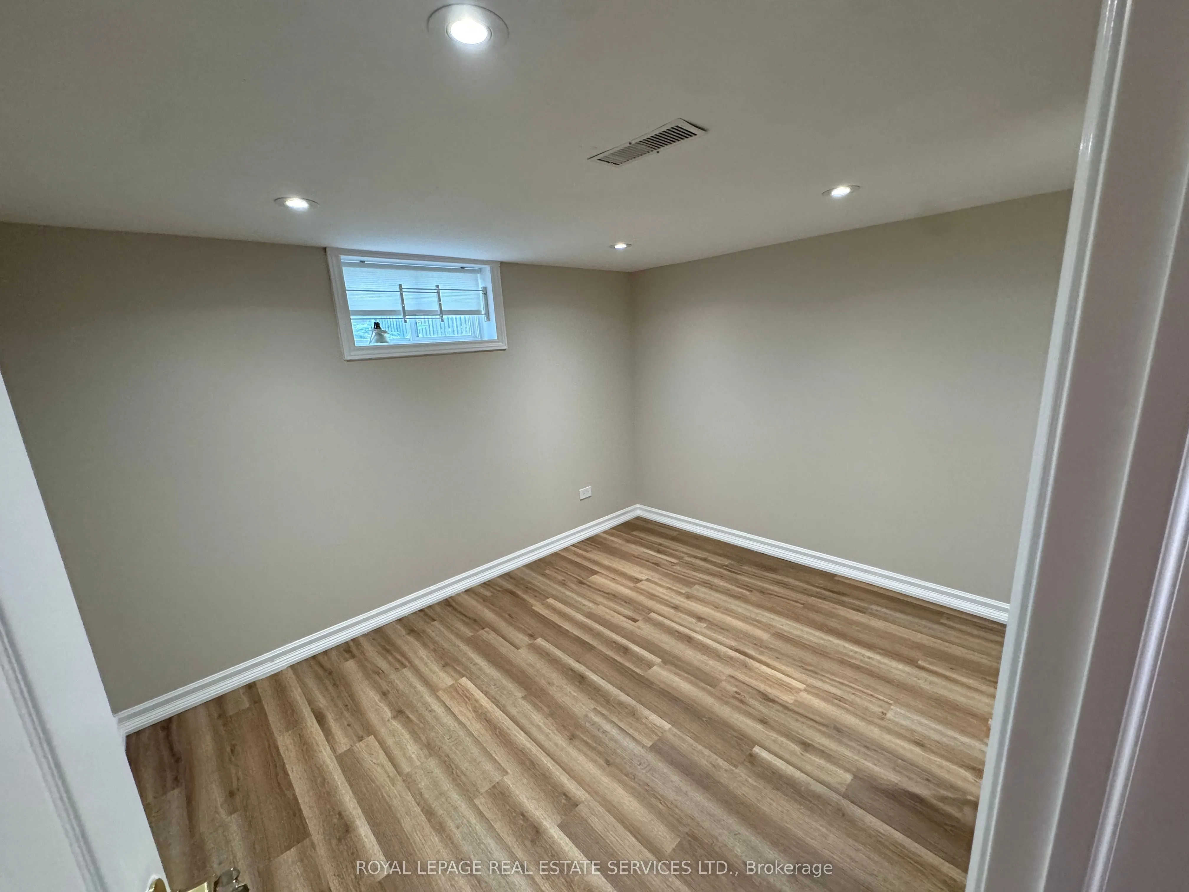 4 Beaver Bend Crescent