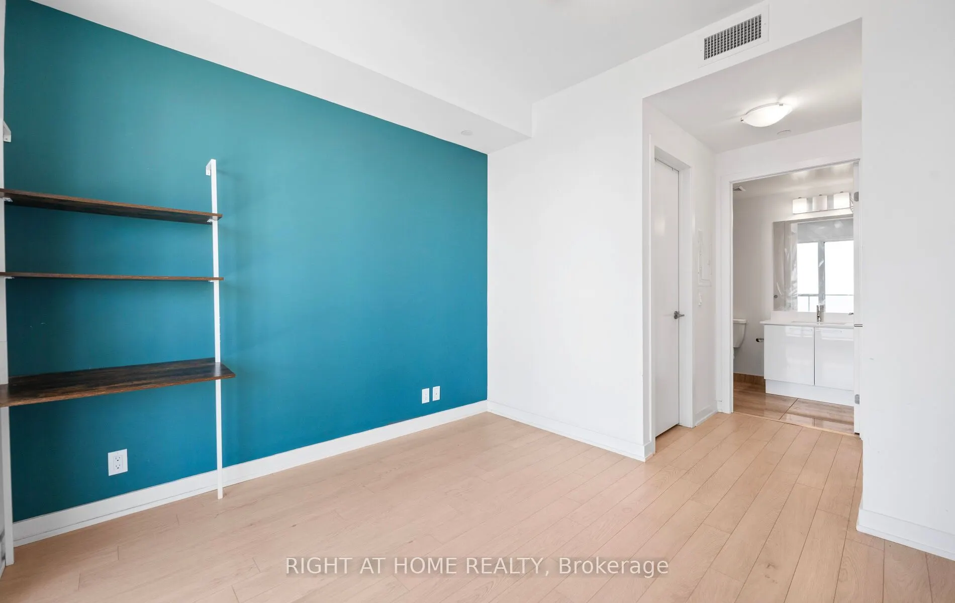 10 Park Lawn Road, #3409