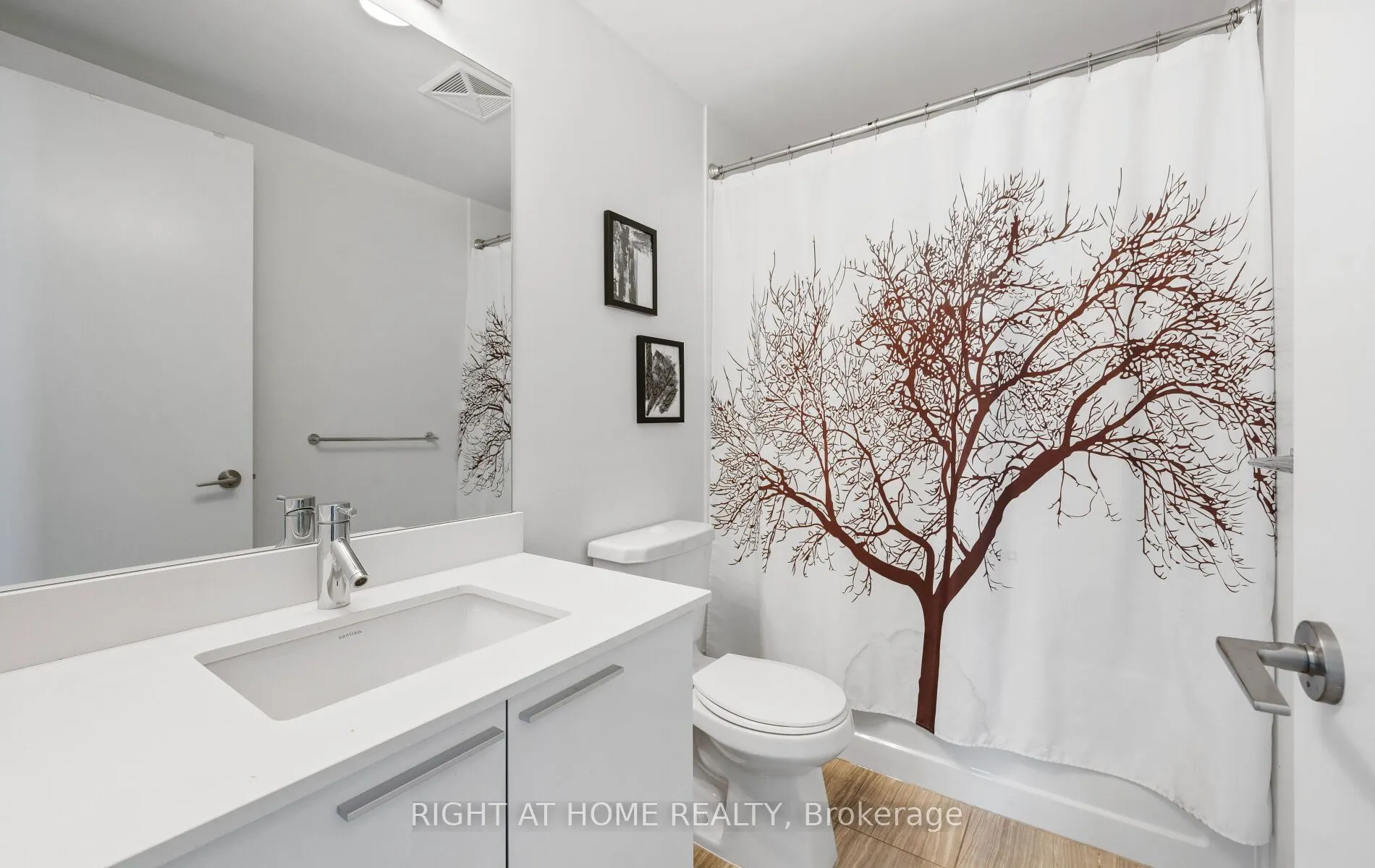 10 Park Lawn Road, #3409