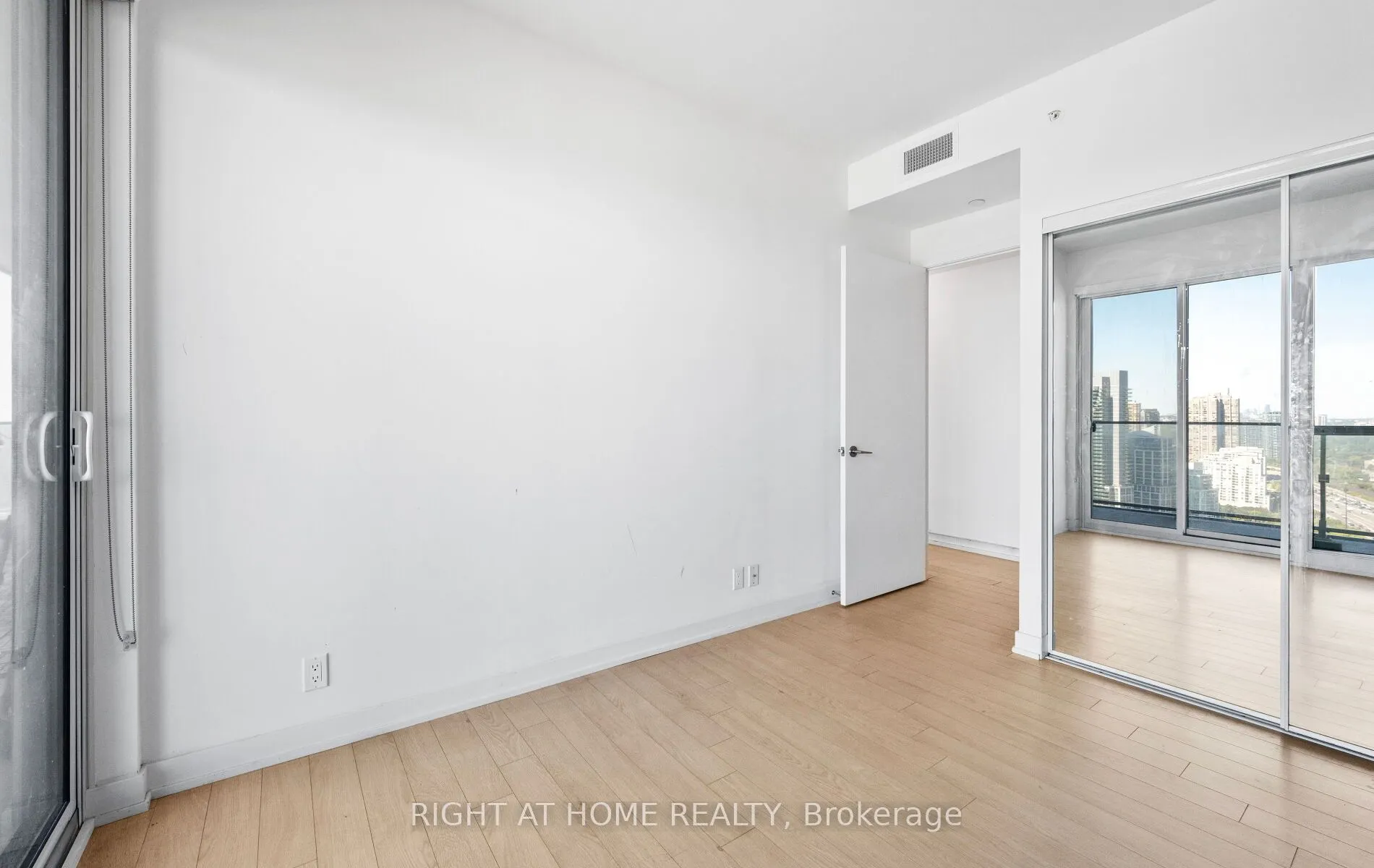 10 Park Lawn Road, #3409