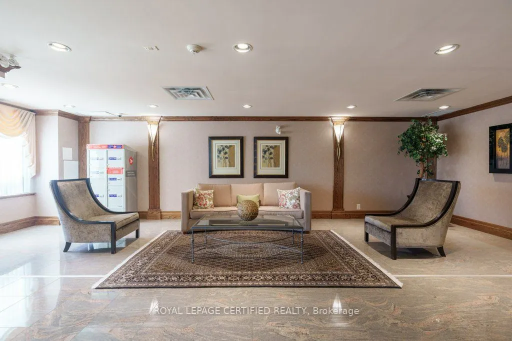 65 Via Rosedale, #317