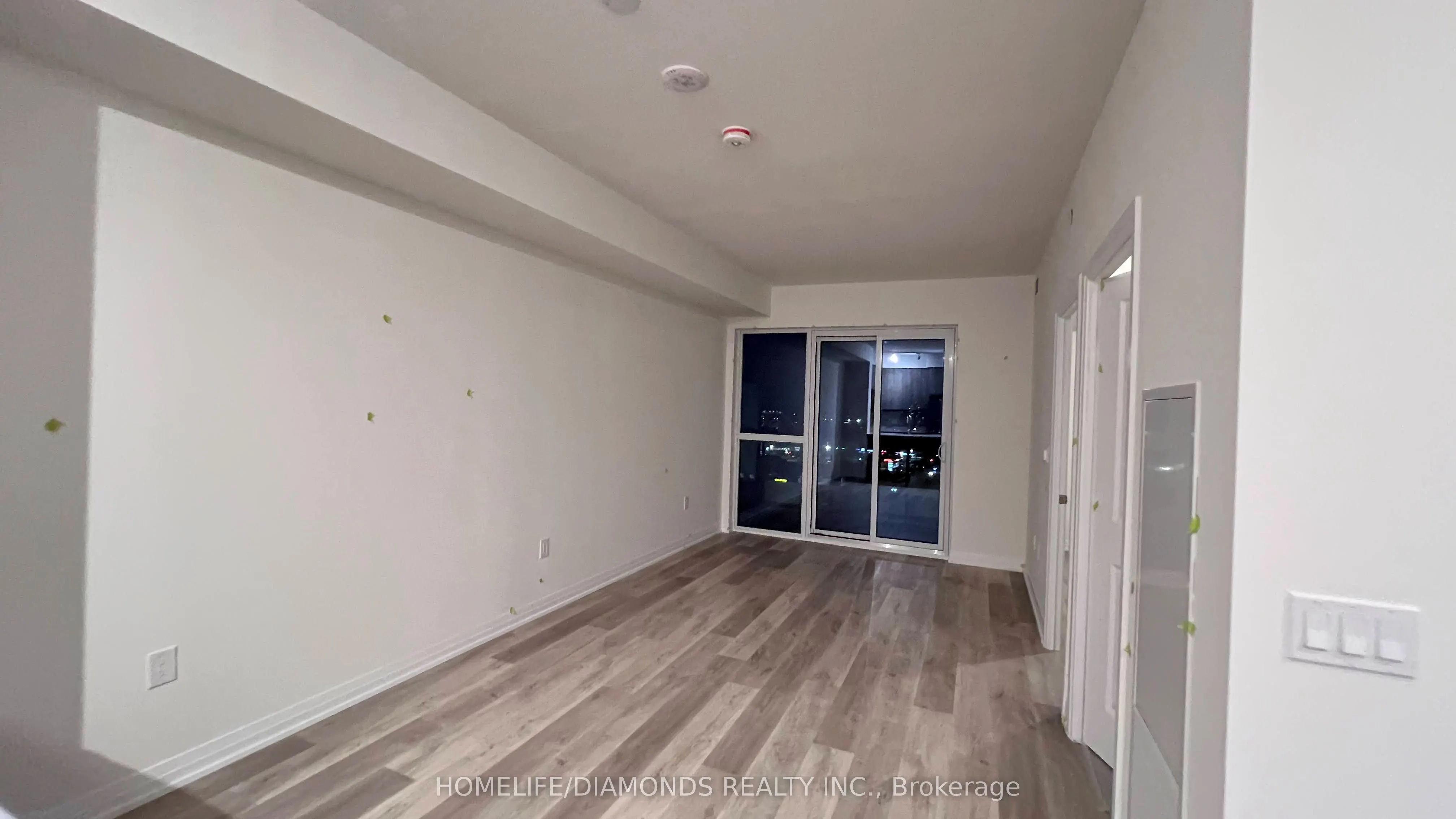 15 WATER GARDEN Drive, #1203