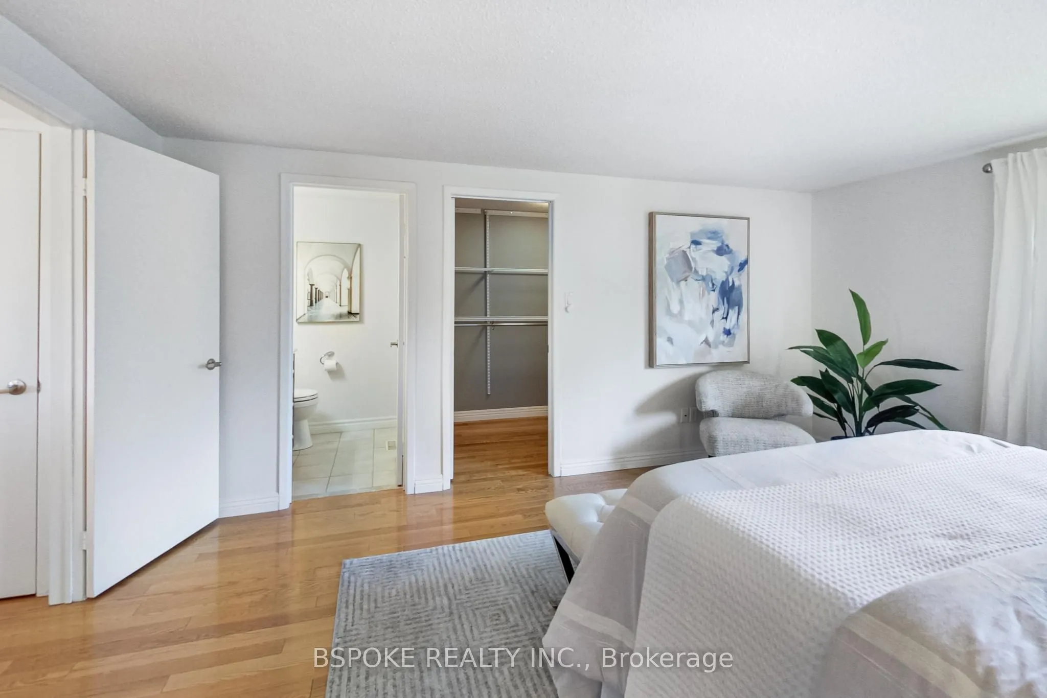 3079 Fifth Line W, #3