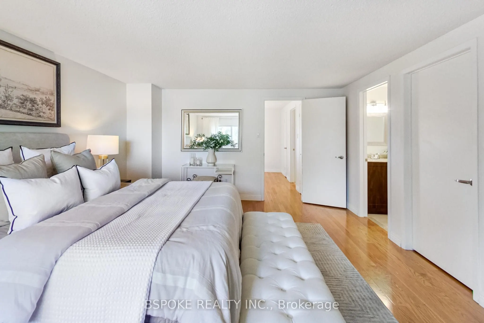 3079 Fifth Line W, #3
