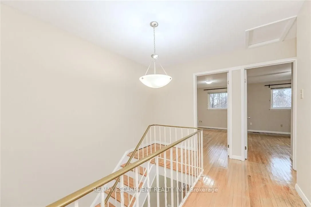 5479 Schueller Crescent