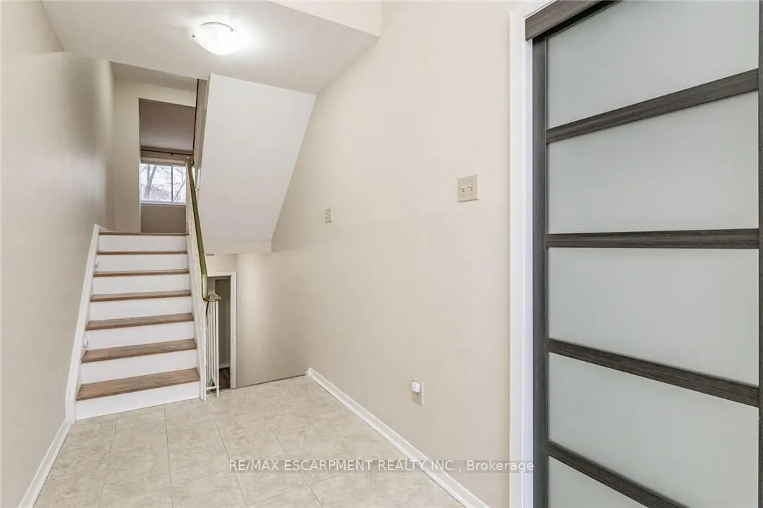5479 Schueller Crescent