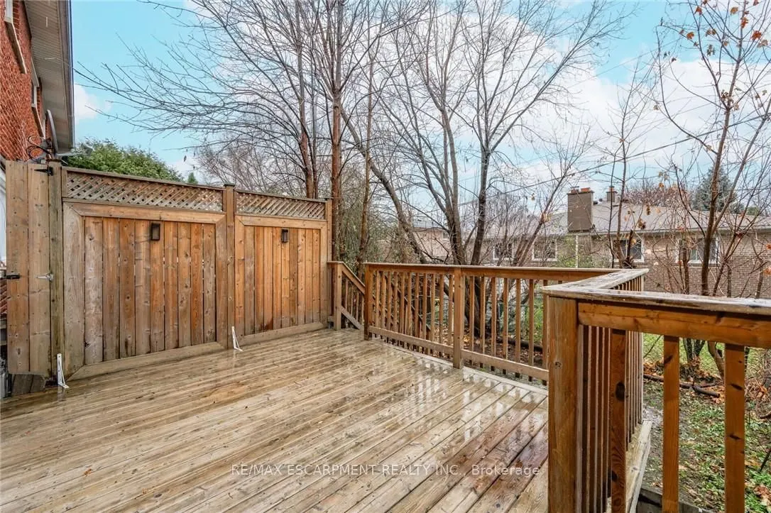 5479 Schueller Crescent