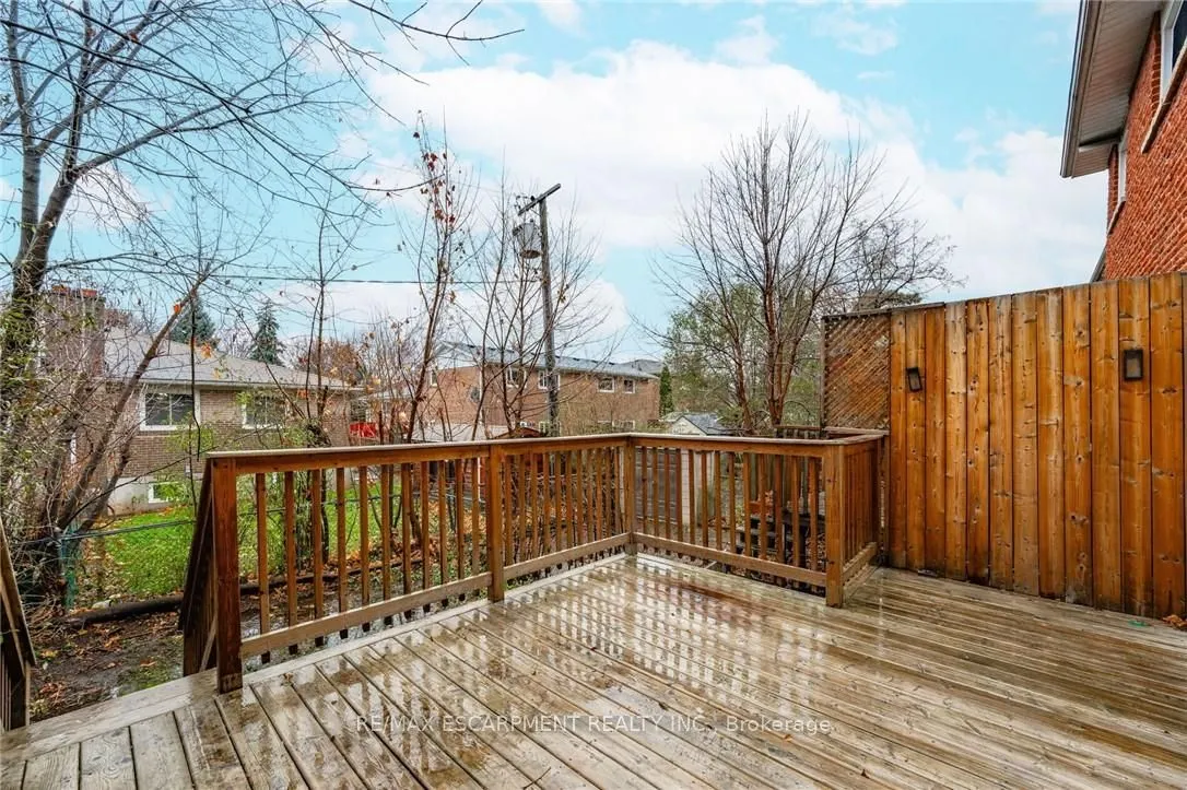 5479 Schueller Crescent