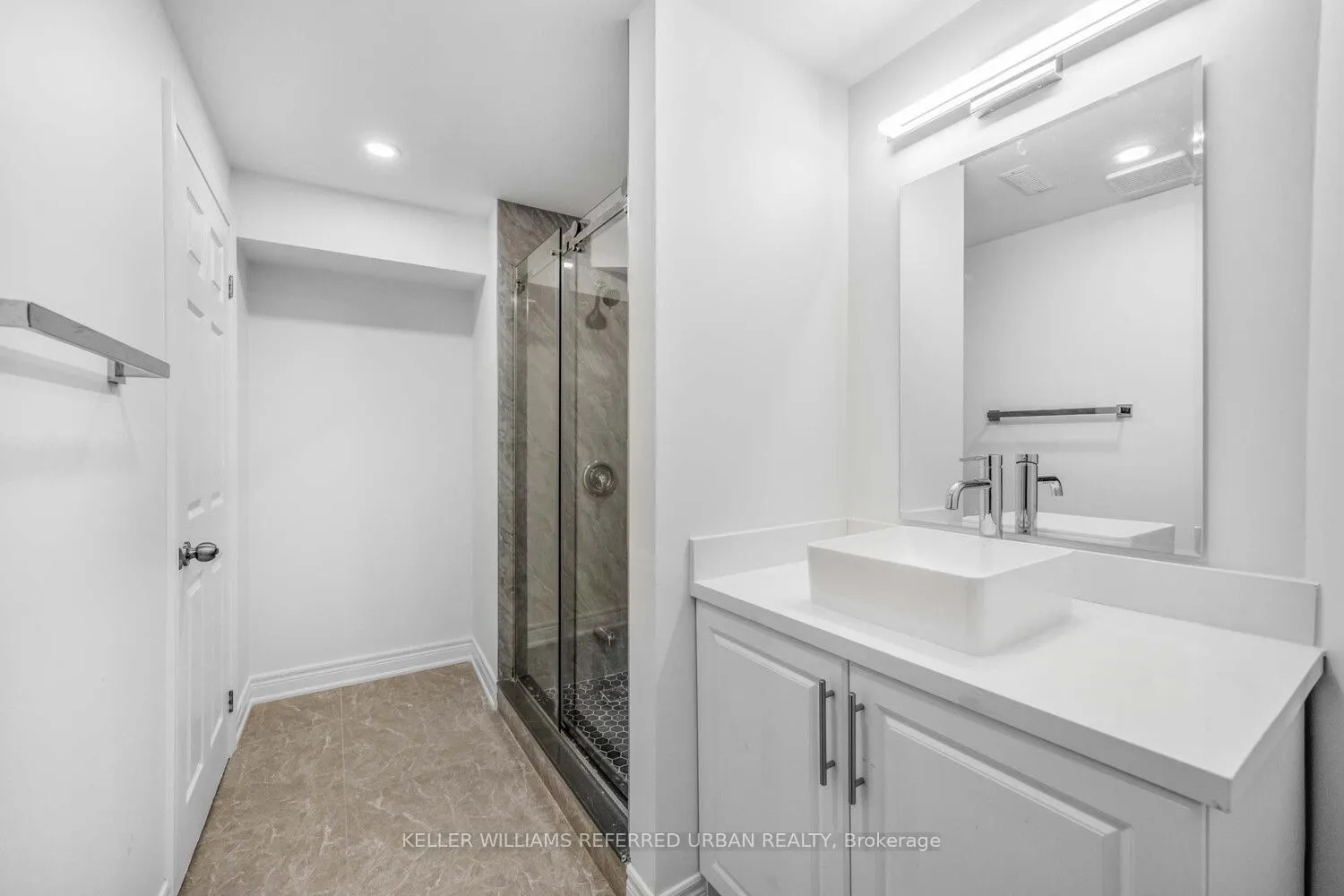1422 Summerhill Crescent, #Basement