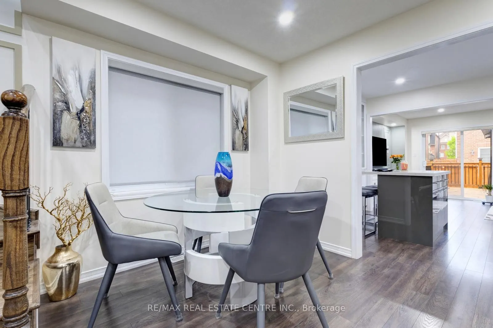 11 Hoover Road