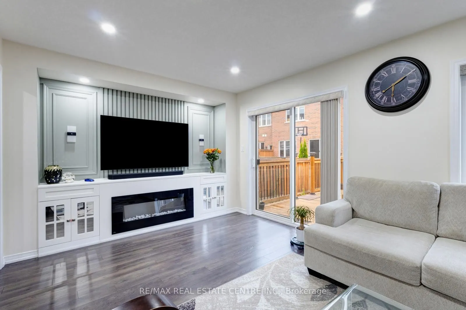11 Hoover Road