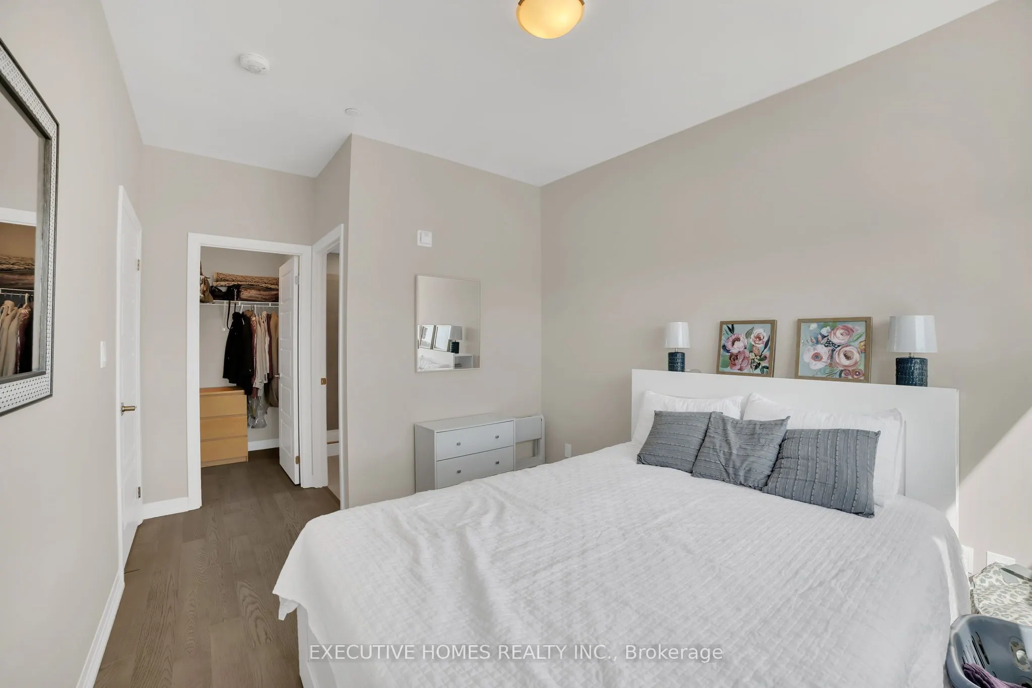 3265 Carding Mill Trail, #208