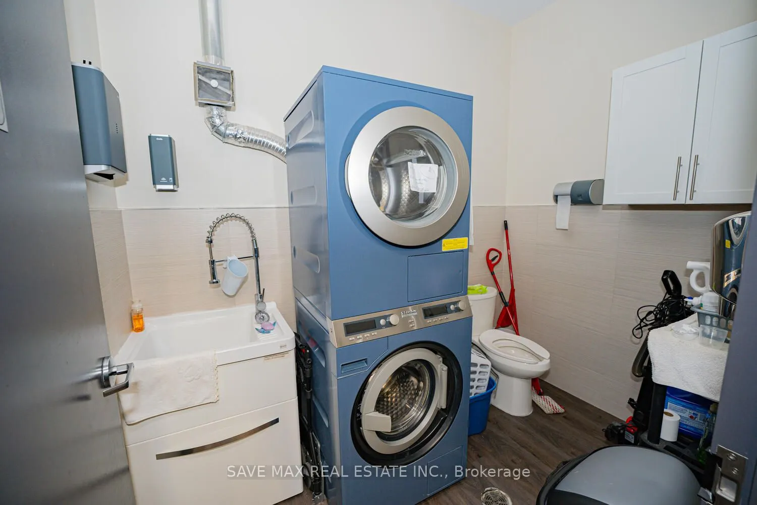 216 Oak Park Boulevard, #113