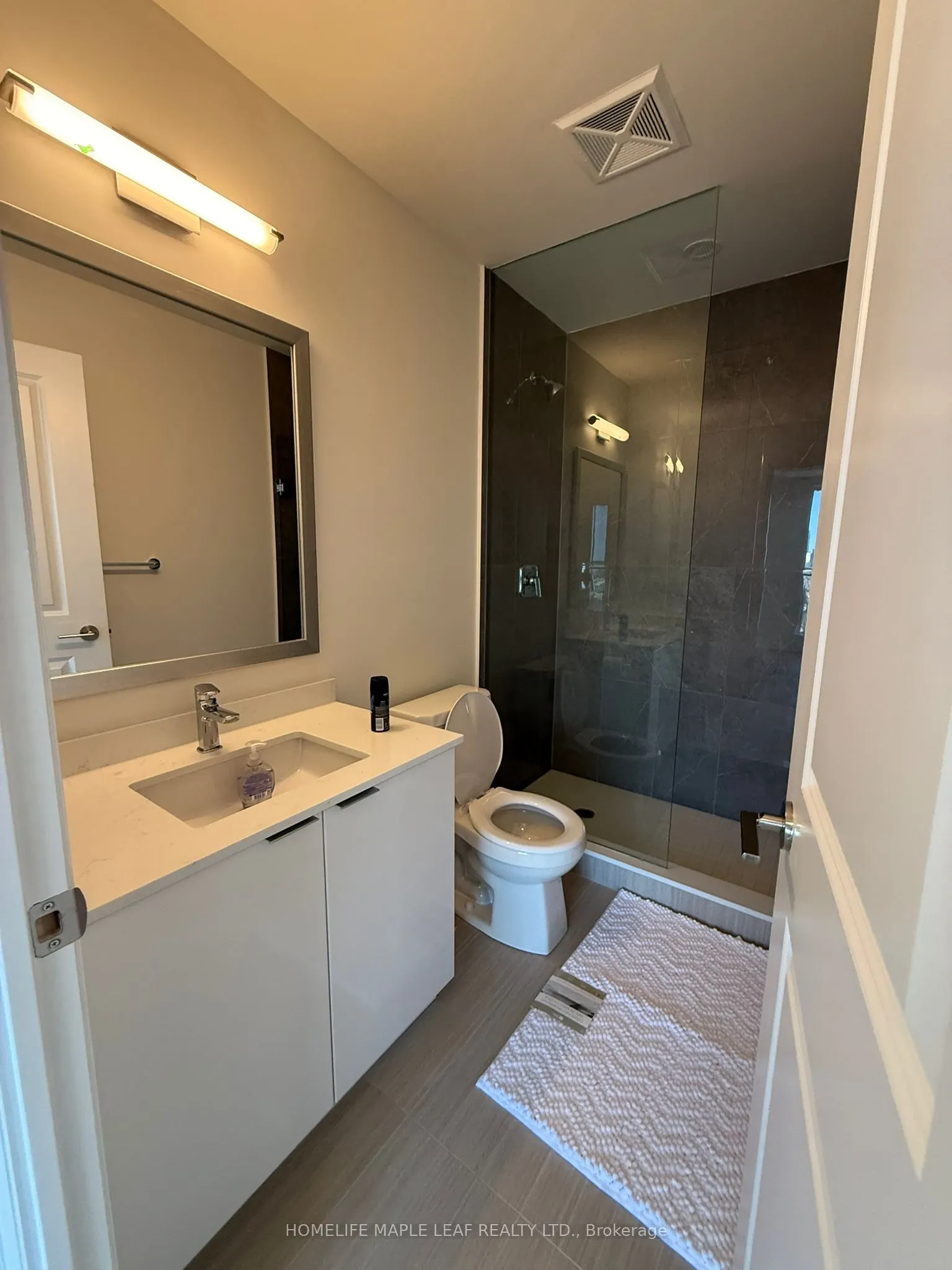 15 Watergarden Drive, #901