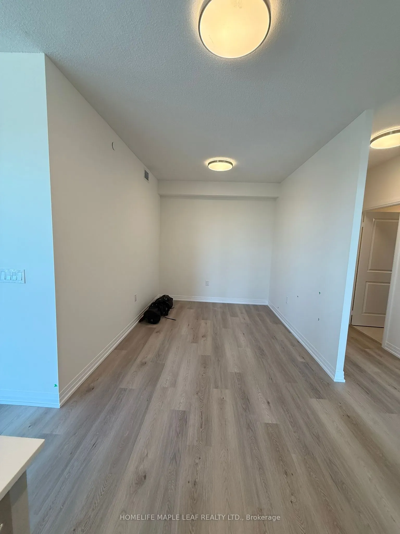 15 Watergarden Drive, #901