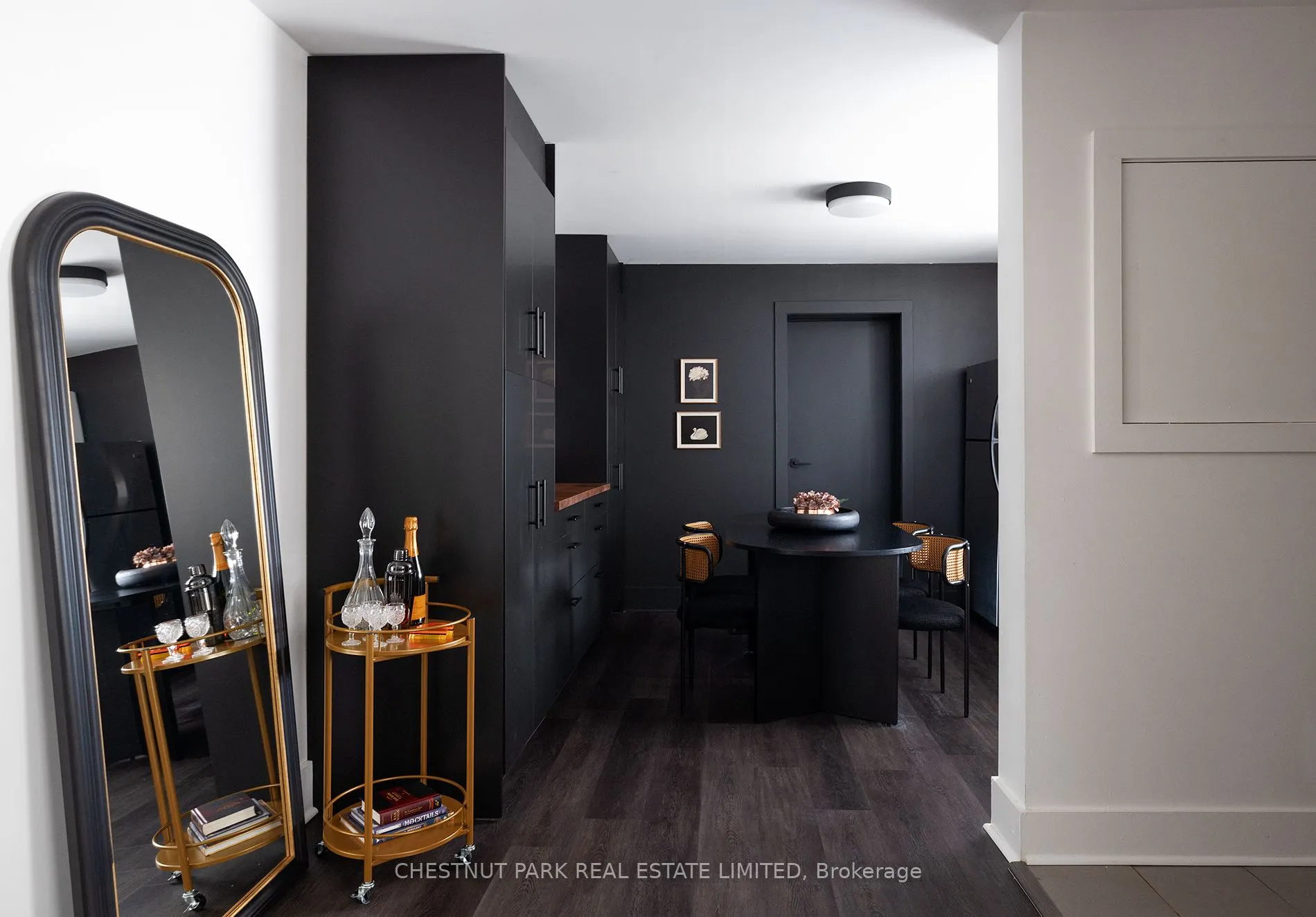 9 Elm Grove Avenue, #Main Floor