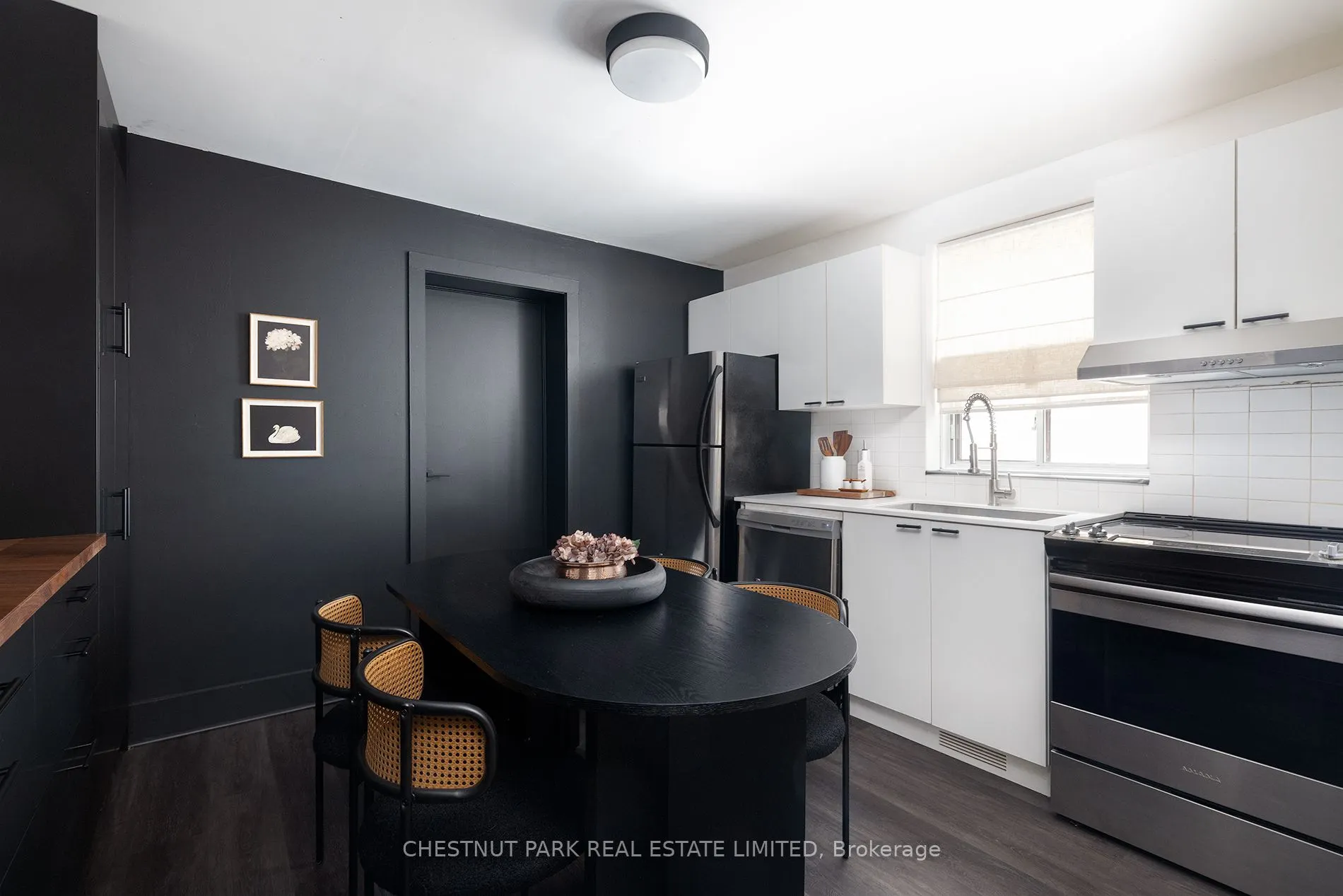 9 Elm Grove Avenue, #Main Floor