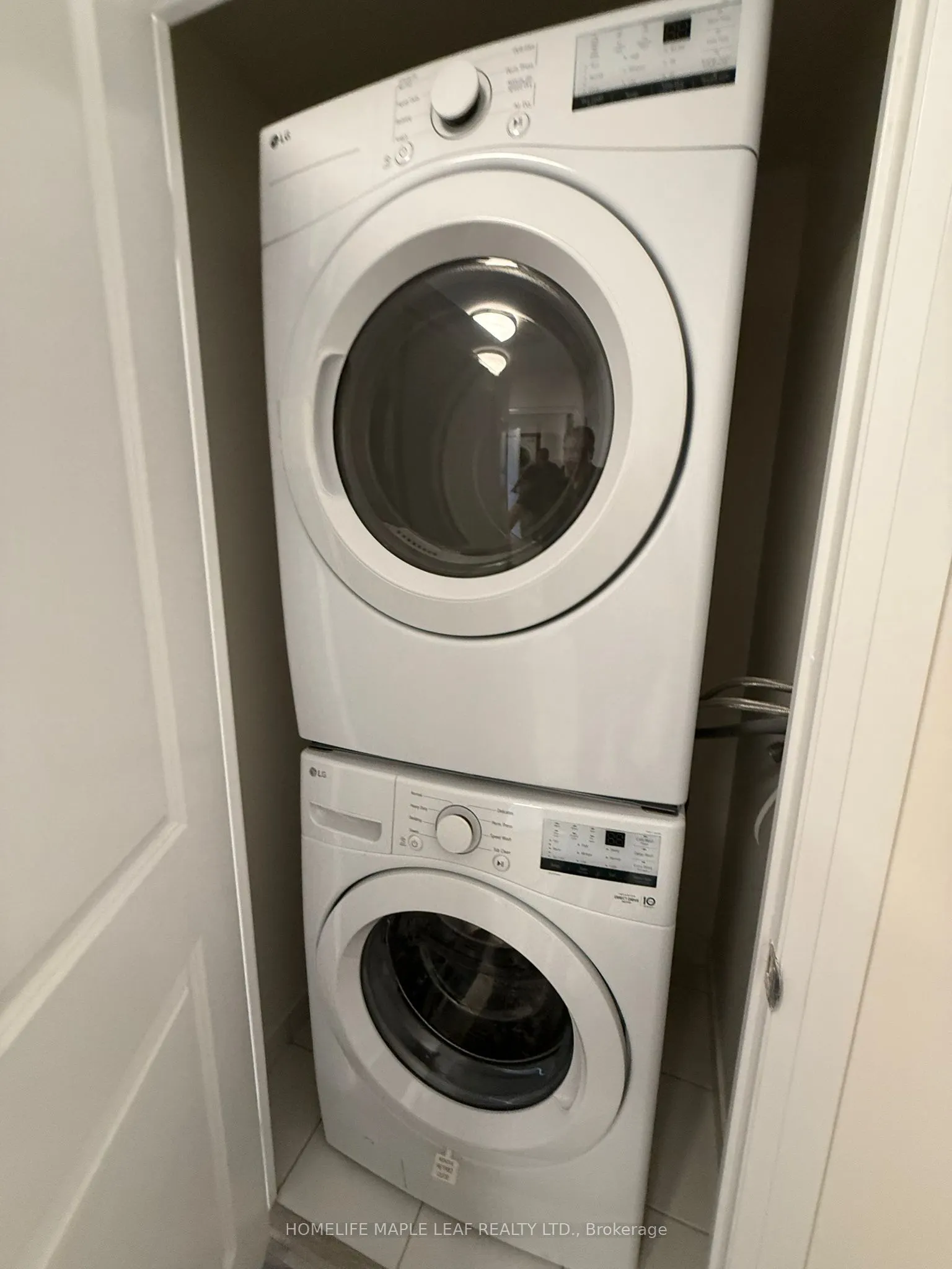 15 Watergarden Drive, #1501