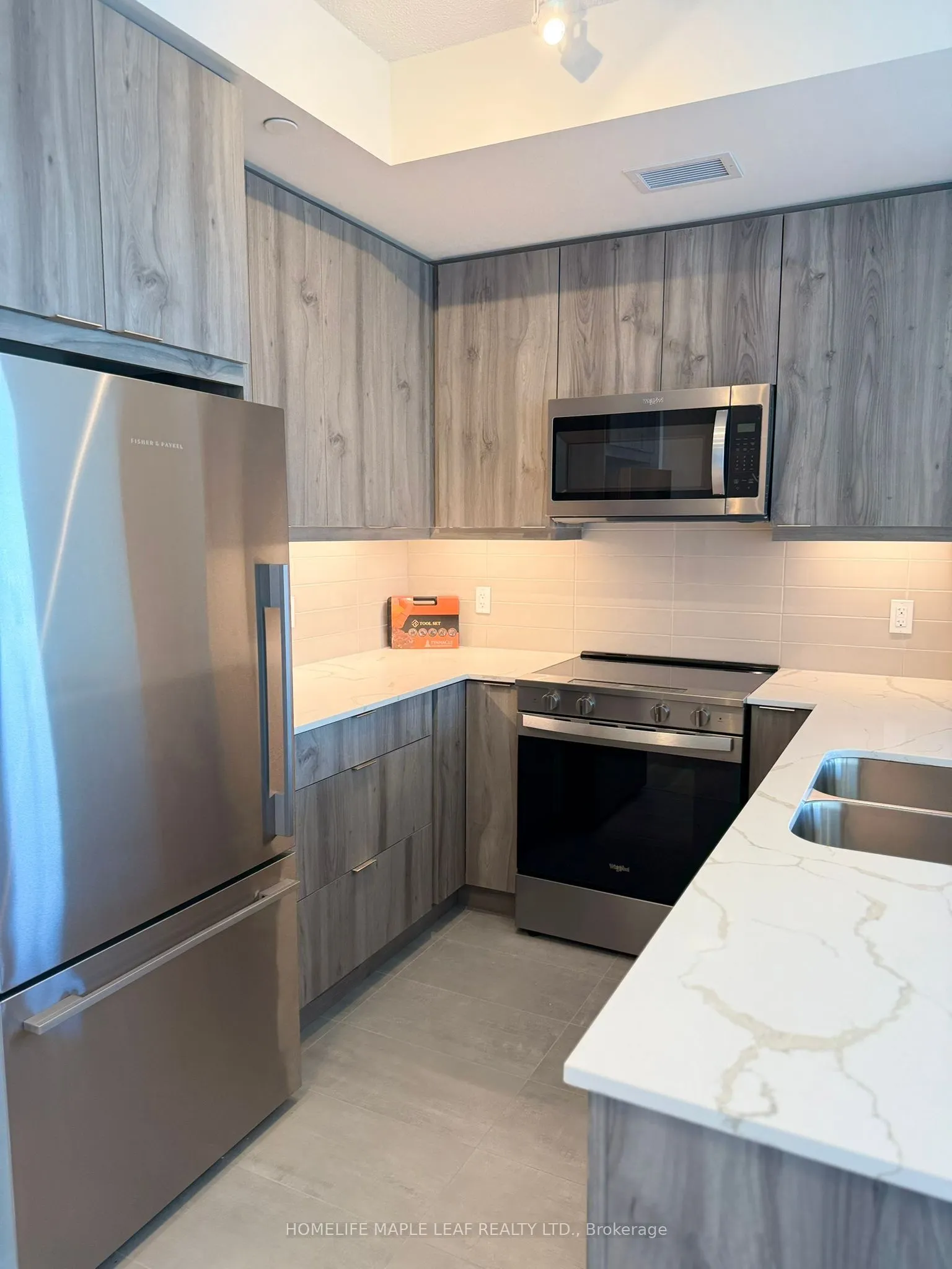 15 Watergarden Drive, #1501