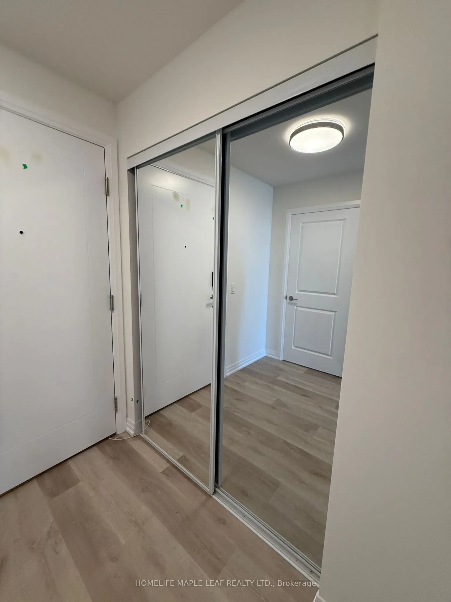 15 Watergarden Drive, #1501