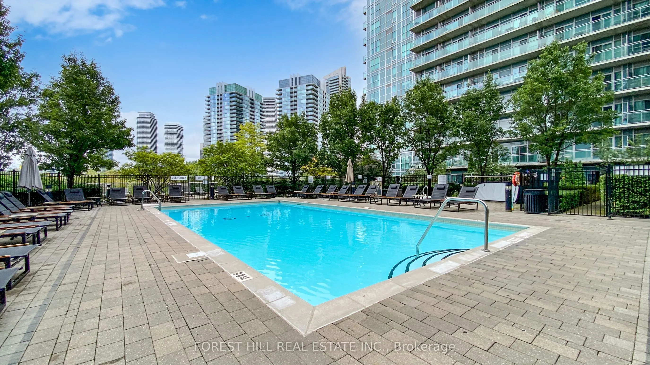 165 Legion Road N, #434